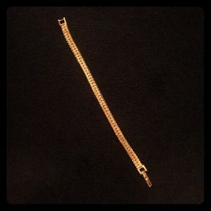Gold “Monet”clasp bracelet